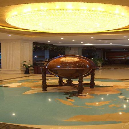 שנגחאי Pattaya Holiday Inn מראה חיצוני תמונה