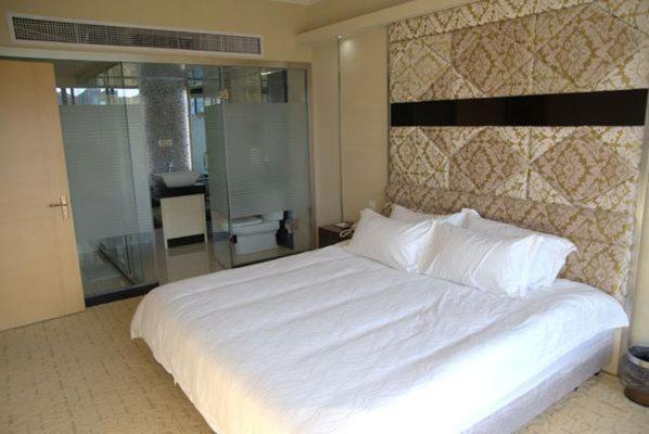 שנגחאי Pattaya Holiday Inn חדר תמונה